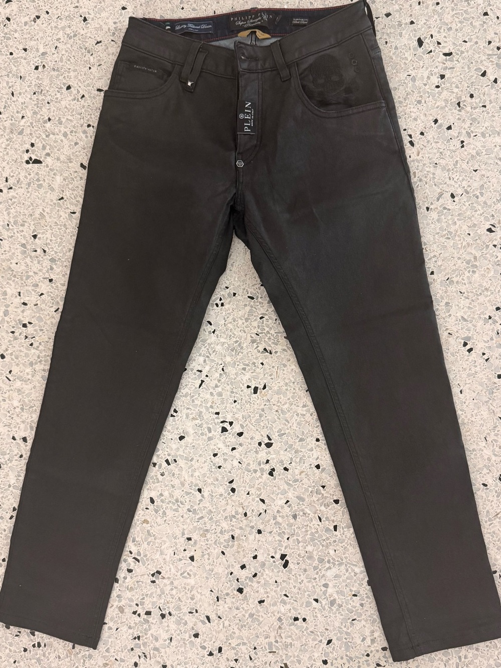 Philipp Plein Super Straight Cut “Premium” Jeans w/Skull & Bones Embroidery sz29